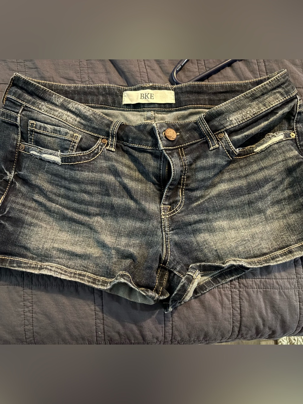 BKE Women's Dark Wash Denim Shorts - Blue size 30